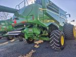 John Deere X9 1100