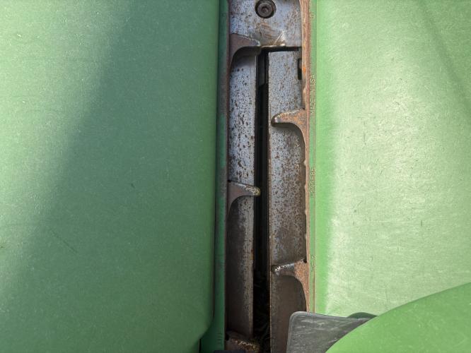 John Deere 608C