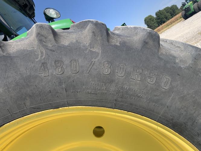 John Deere 8310R