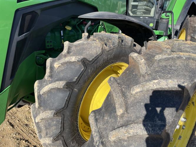 John Deere 8R 250