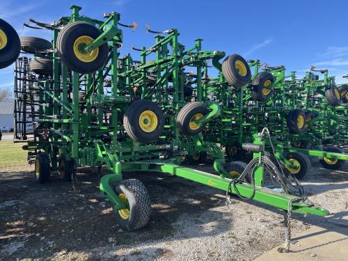 2023 John Deere 2230FH