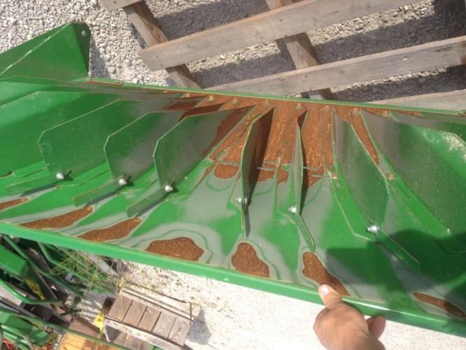 John Deere CHOPPER DEFLECTOR