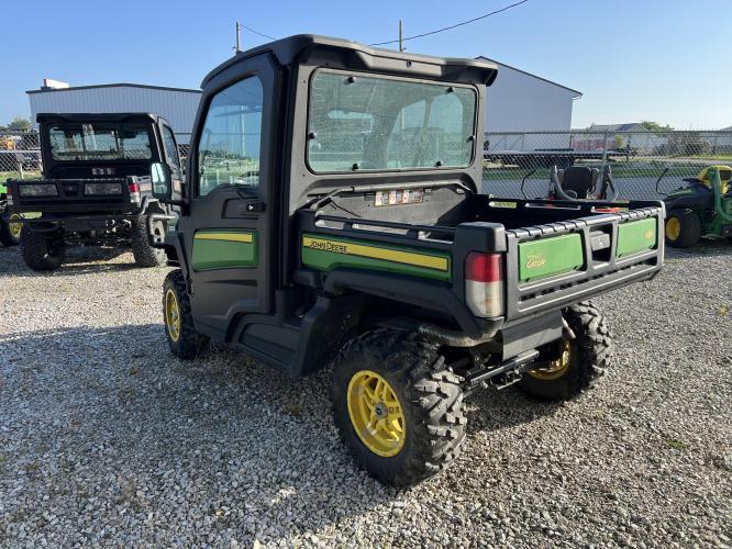 John Deere XUV835M