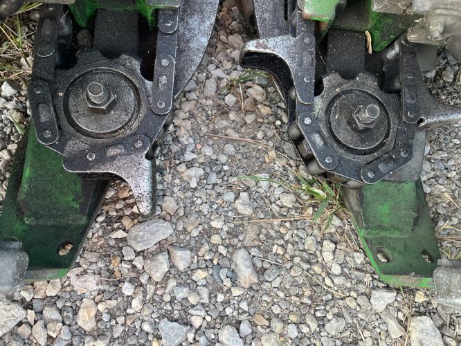 John Deere 608C