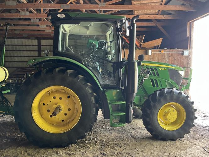 John Deere 6130R