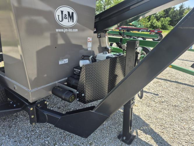 J&m 390