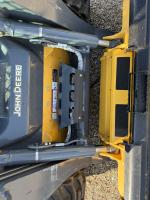 John Deere 320G