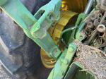 John Deere 8R 230