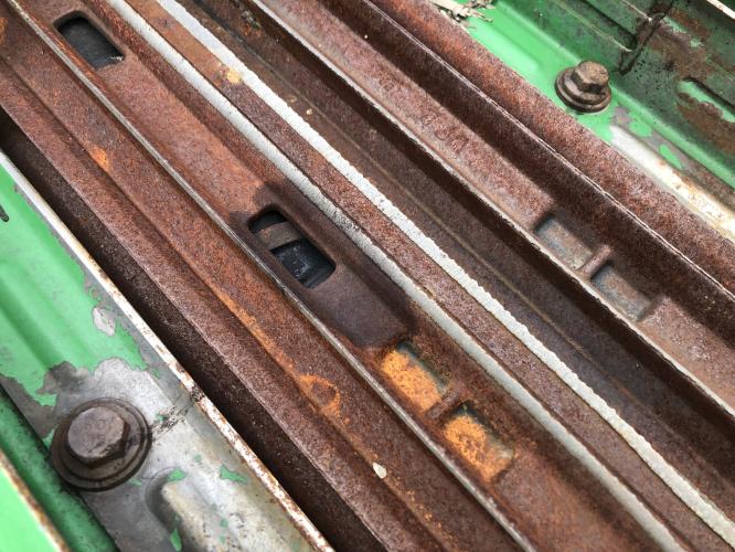 John Deere C16F