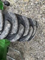 John Deere 3039R