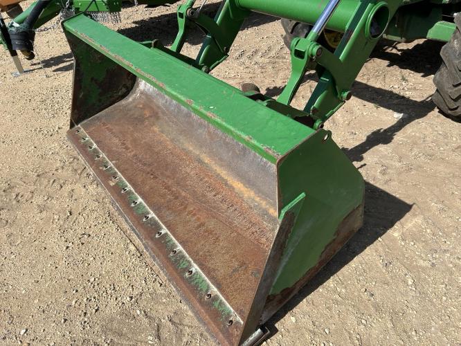 John Deere 6100D