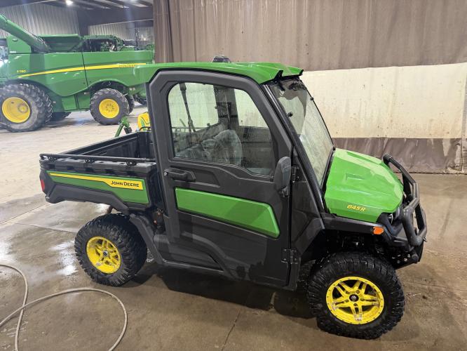 John Deere XUV 845R Premium Cab