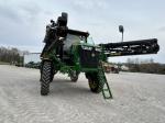 John Deere R4044