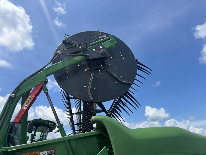 John Deere 645FD