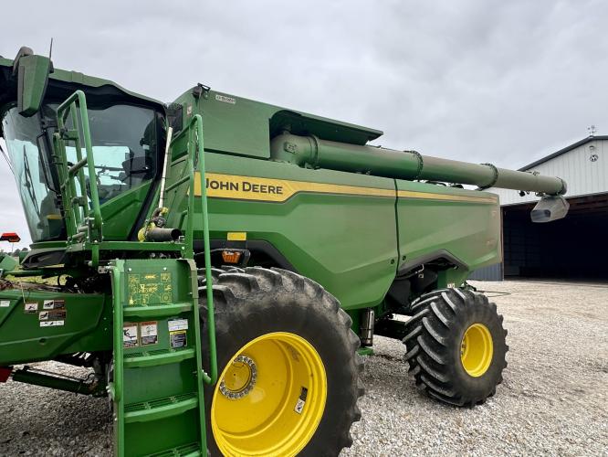 John Deere S7 800