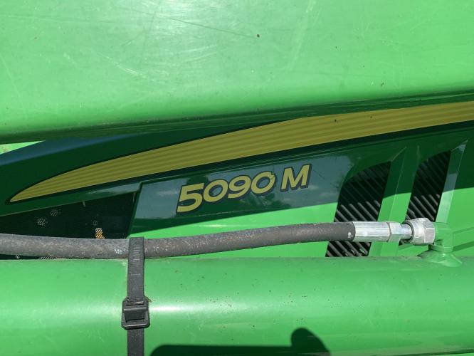John Deere 5090M
