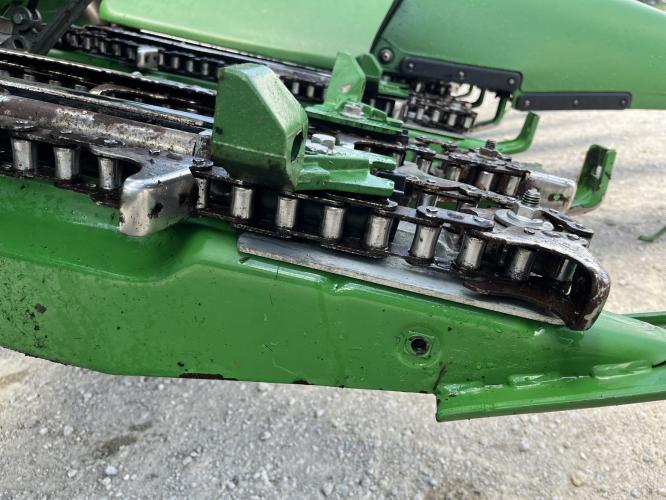 John Deere C8R