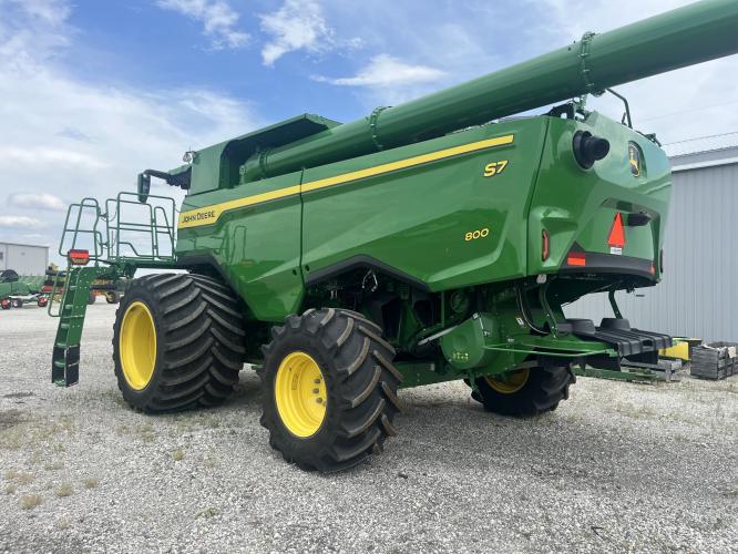 John Deere S7 800
