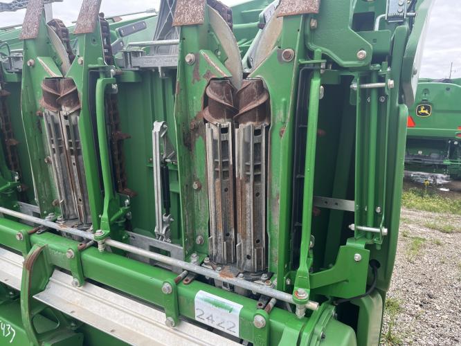 John Deere 608C