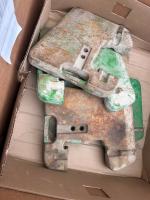 John Deere R51680 WEIGHT