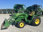 John Deere 3320