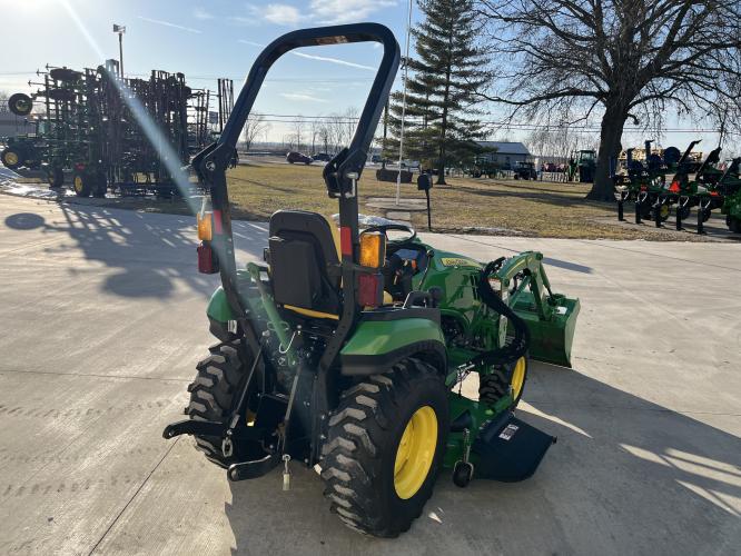 John Deere 2025R