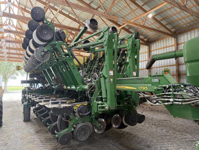 John Deere 1795