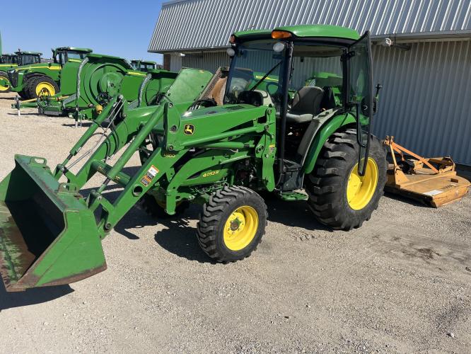 John Deere 4052R