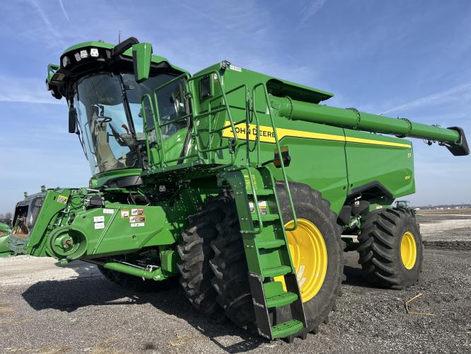 John Deere S7 800