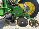 John Deere 1775NT