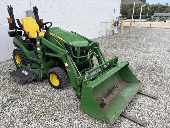 John Deere 1025R