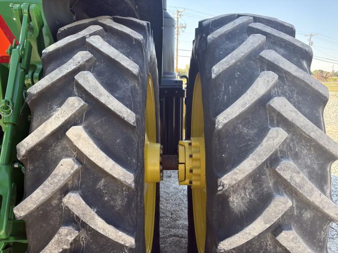 John Deere 8400R