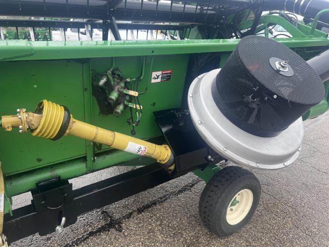 John Deere 925F