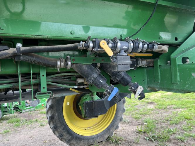 John Deere 4830