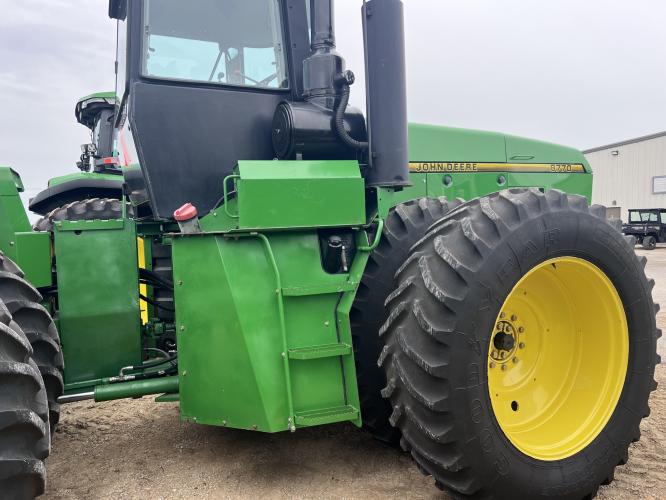 John Deere 8770