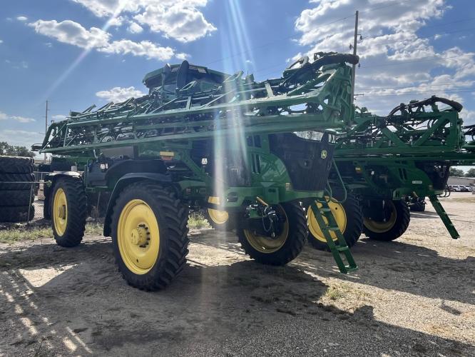John Deere 412R