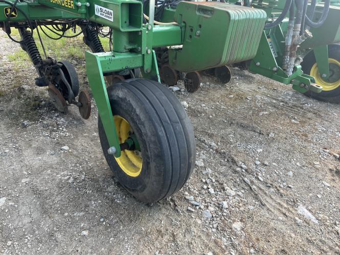 John Deere 2510H