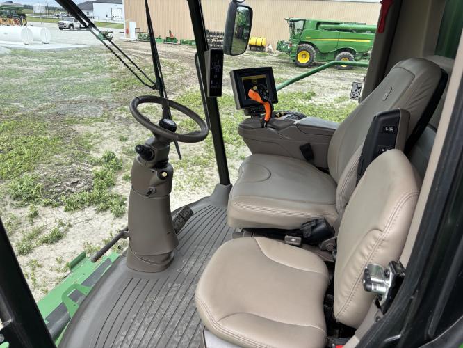 John Deere S780
