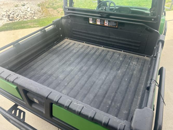 John Deere XUV 825I GREEN