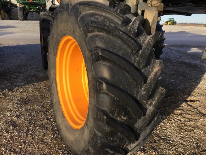 Alliance 650/65R38