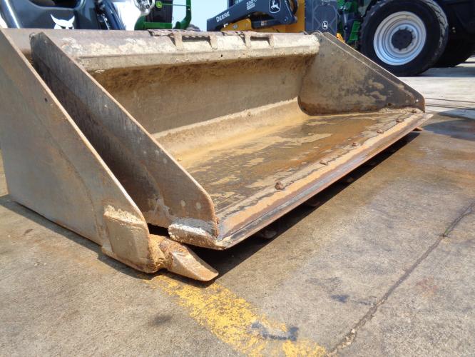 Bobcat T66