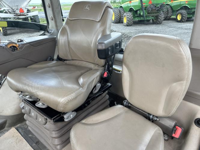 John Deere 8320R
