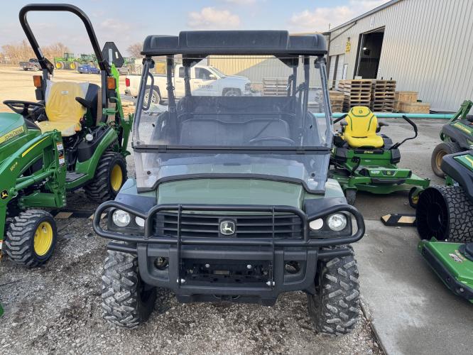 John Deere XUV825M S4