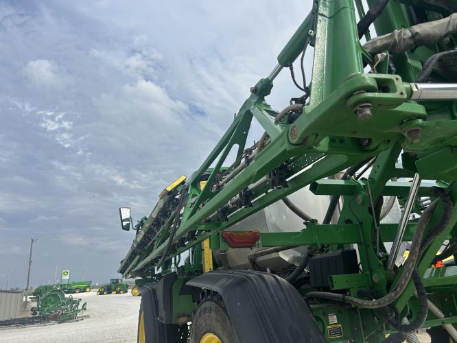 John Deere 612R