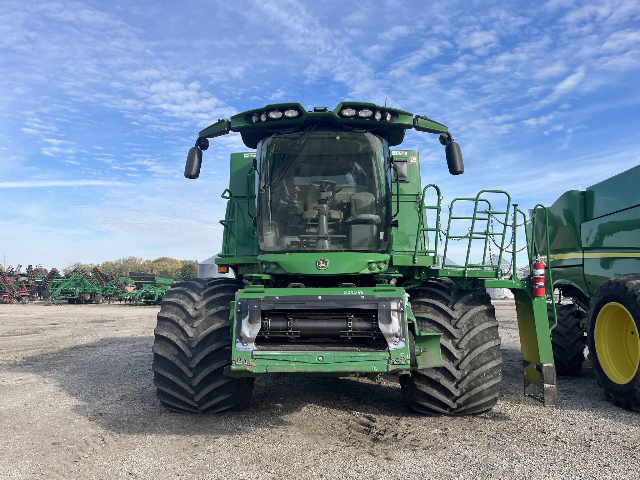 2023 John Deere S790