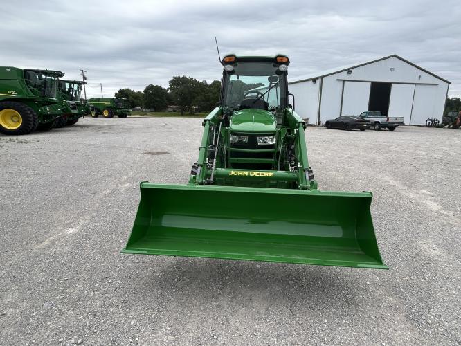 John Deere 4052R