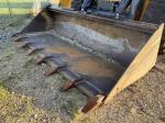 John Deere 330G
