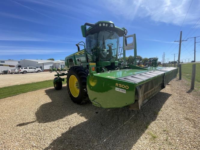 John Deere W235R