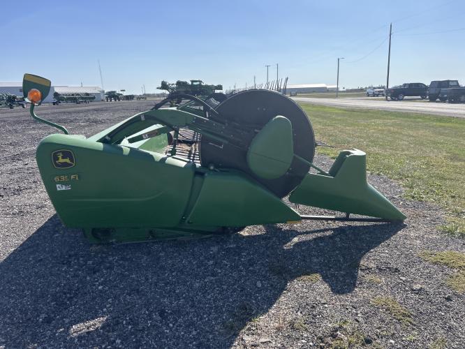 John Deere 635FD
