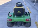 John Deere X744